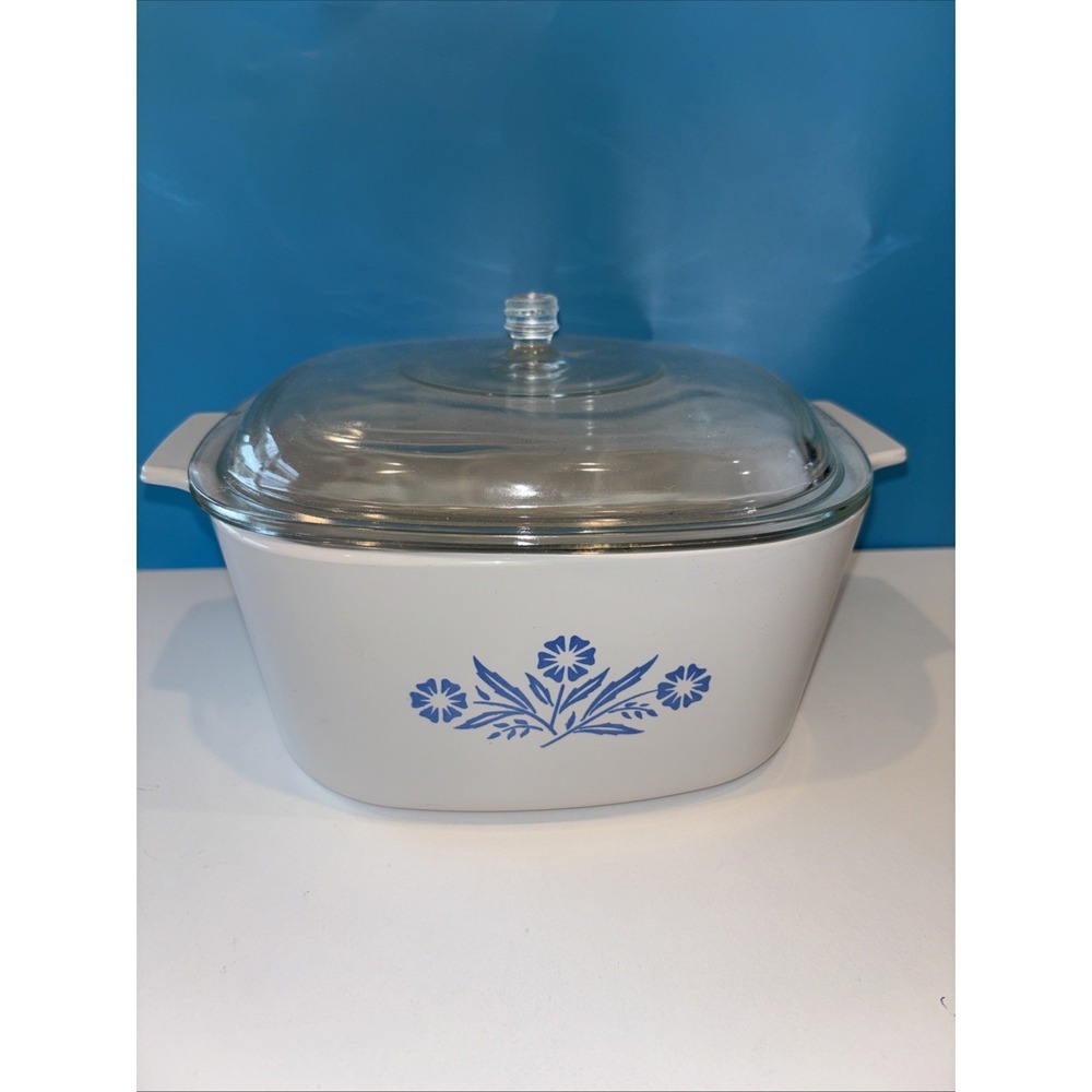 Corning Blue Cornflower 2 Quart Casserole With Pyrex Glass Lid